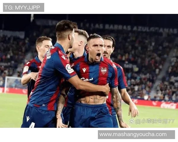 拜仁慕尼黑与利物浦历史交锋战绩分析及精彩瞬间回顾